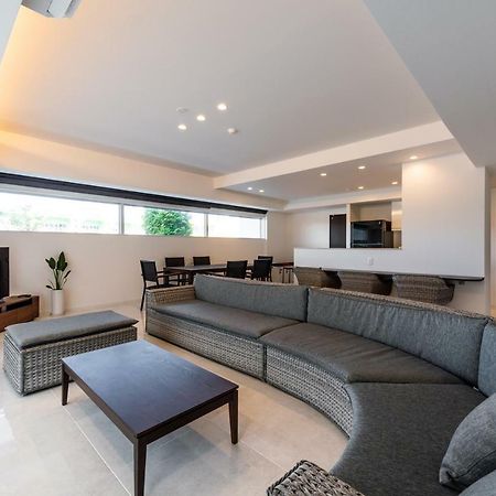 Condo Royal Ryu Kyu Chatan Εξωτερικό φωτογραφία