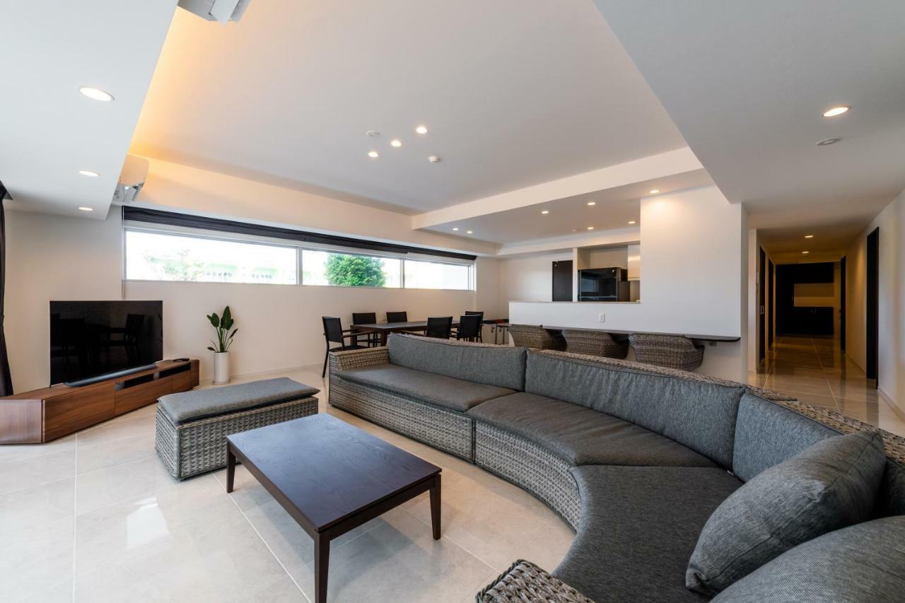 Condo Royal Ryu Kyu Chatan Εξωτερικό φωτογραφία