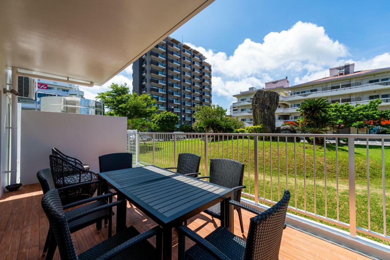 Condo Royal Ryu Kyu Chatan Εξωτερικό φωτογραφία