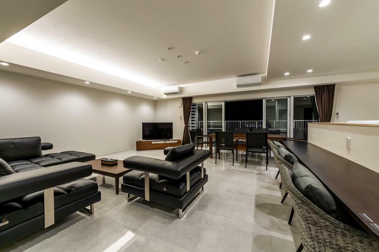 Condo Royal Ryu Kyu Chatan Εξωτερικό φωτογραφία